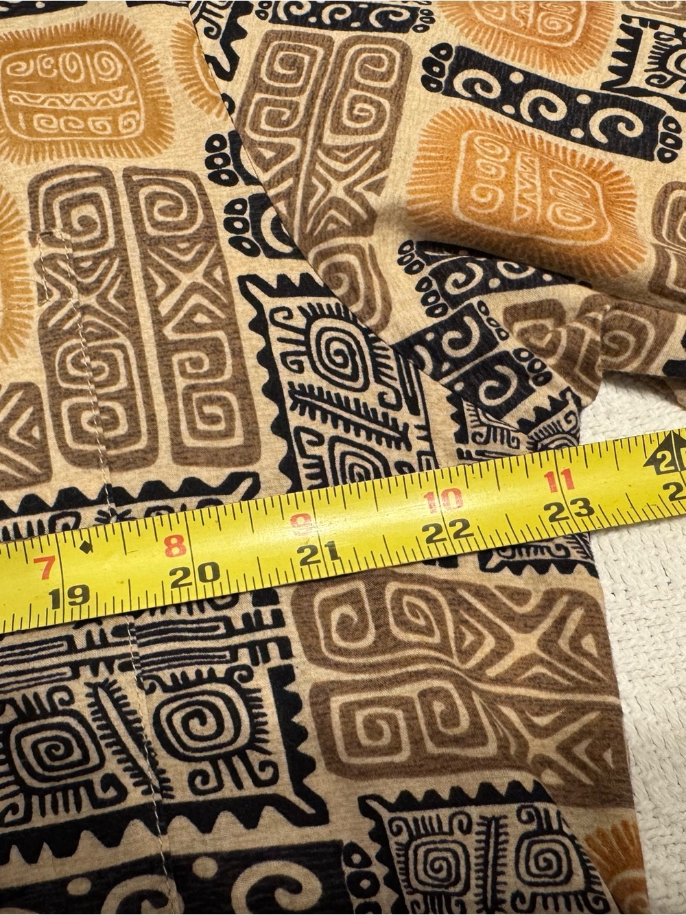 Tori Richard Hawaiian Short-Sleeve Button-Down - Picture 9 of 12